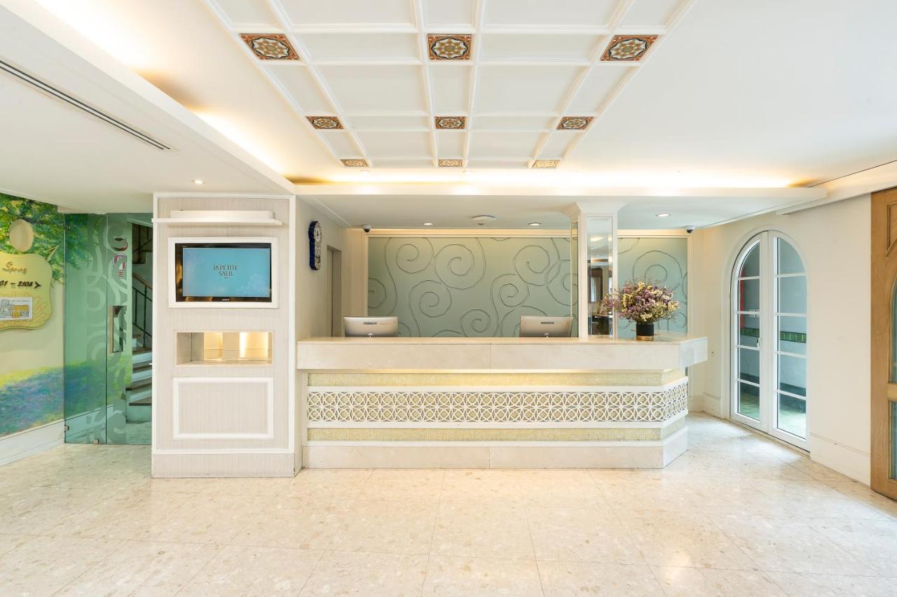 La Petite Salil Sukhumvit Thonglor 1 Hotel Bangkok Luaran gambar