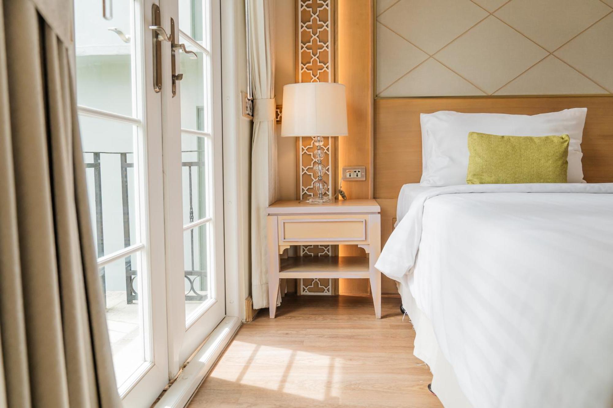 La Petite Salil Sukhumvit Thonglor 1 Hotel Bangkok Luaran gambar